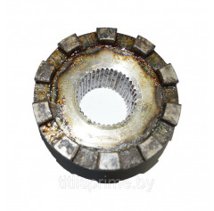 596.01-3311-136; Ступица