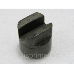 4439992330; Спинка колодки томозной 13212918600